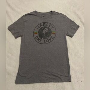 Grey Bob Marley shirt in Men’s size Large